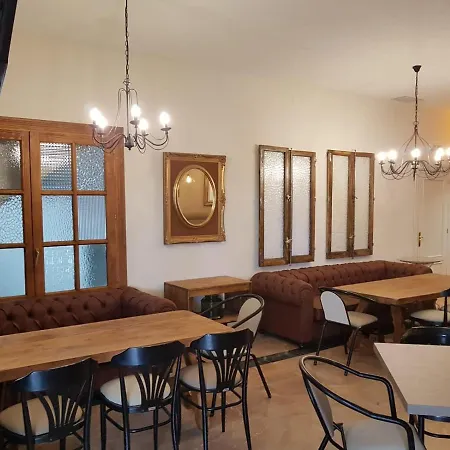 Hostal Restaurante Dulcinea de El Toboso-3